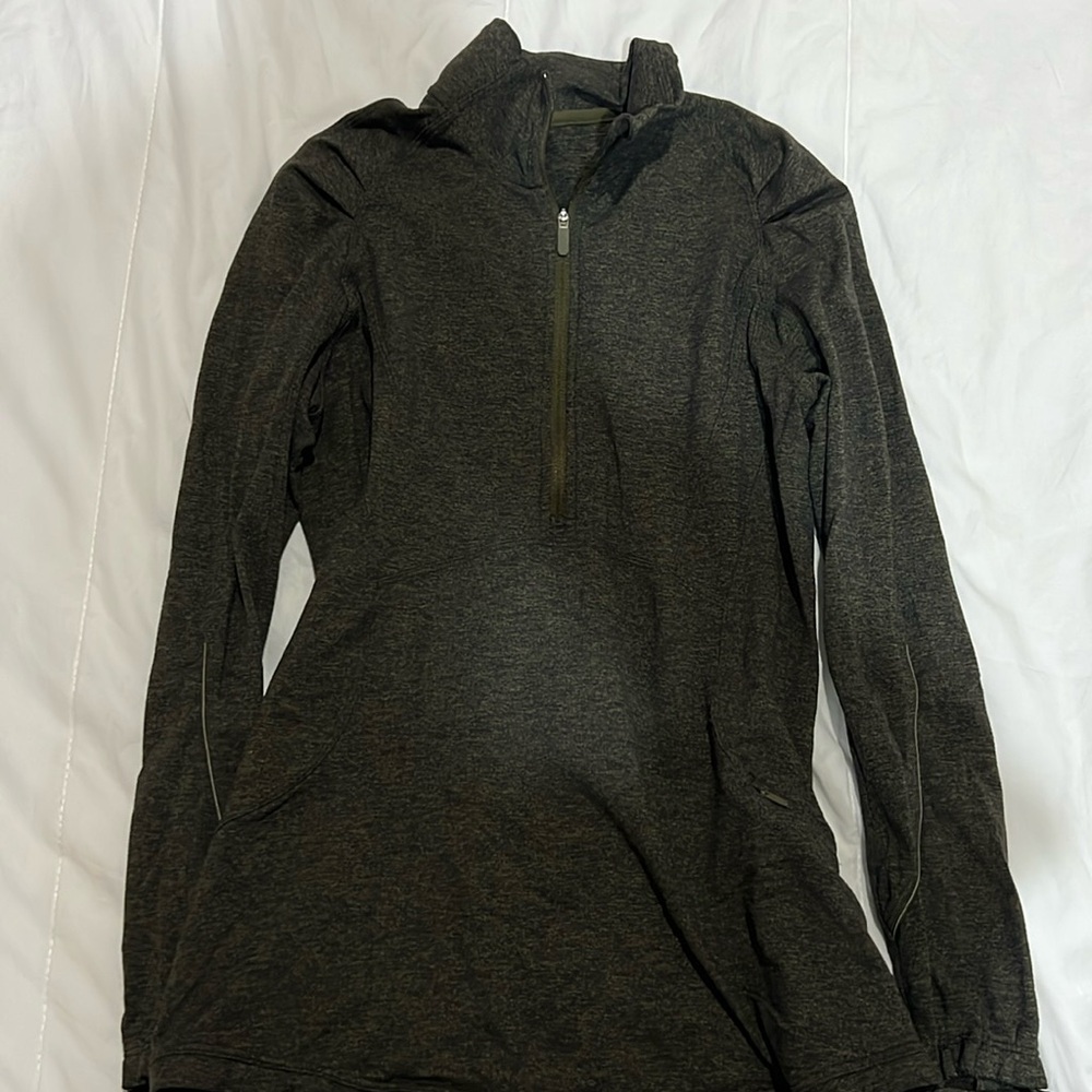 Lulu Lemon long sleeve workout top
